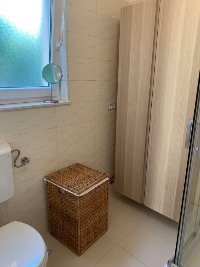 Apartman Marley Apartment กอสเตรนา ภายนอก รูปภาพ